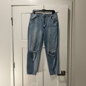 Womens Abound Straight Leg High-Waisted Mom Jeanssize32 - Lightly Worn